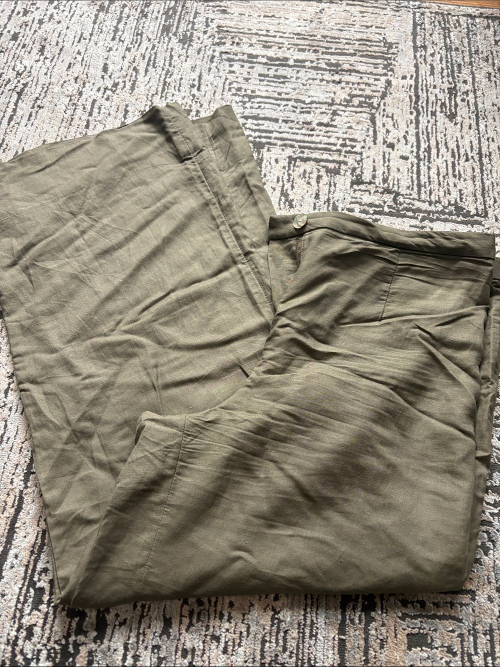 Women’s Olive Green Casual Pants